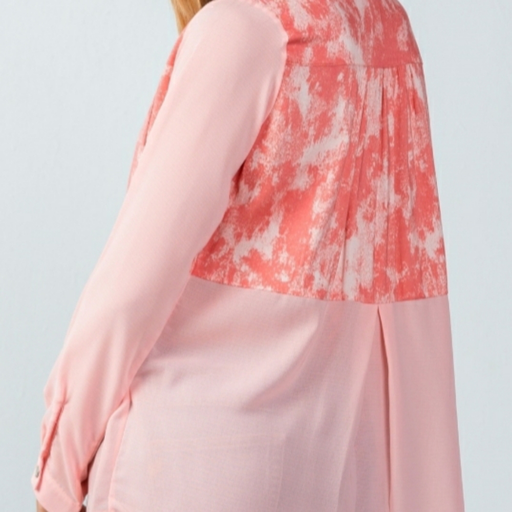 FREEWAY Peach Printed Hi-Low Button Down Top NWT - Picture 4 of 4